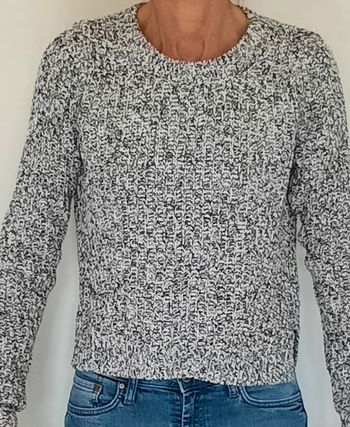 Pull-over noir et blanc taille XS