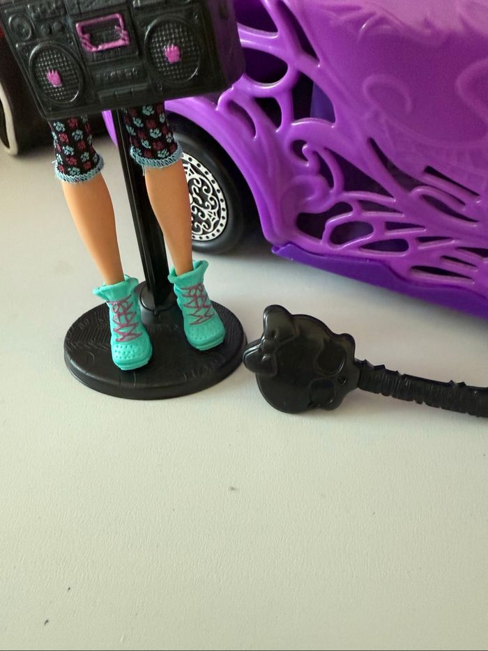 Lot poupée et véhicule Monster High Howleen Wolf hip-hop dance - photo numéro 3