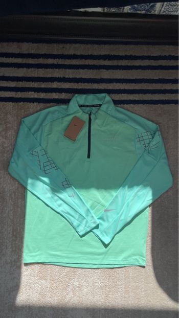 Haut Nike Running division Vert menthe