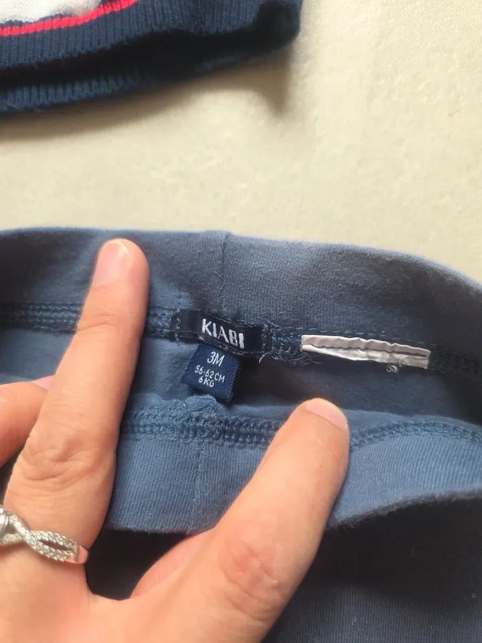 Lot vêtements 3m fille - photo numéro 15