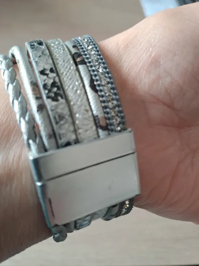 Bracelet fantaisie cuir et argent - photo numéro 2