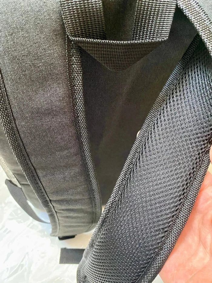 Sac à Dos Isotherme pique-nique BBQ déjeuner rando Noir NЕUF (prix Amazo: 29eur) - photo numéro 6
