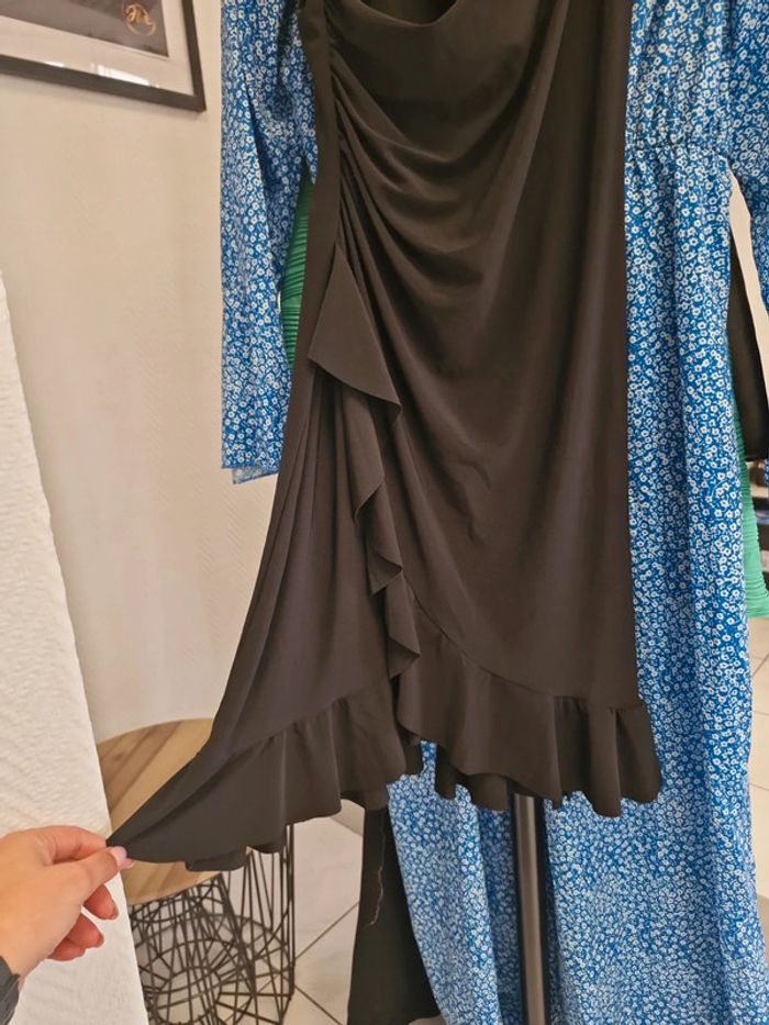 Petite robe noire - photo numéro 5
