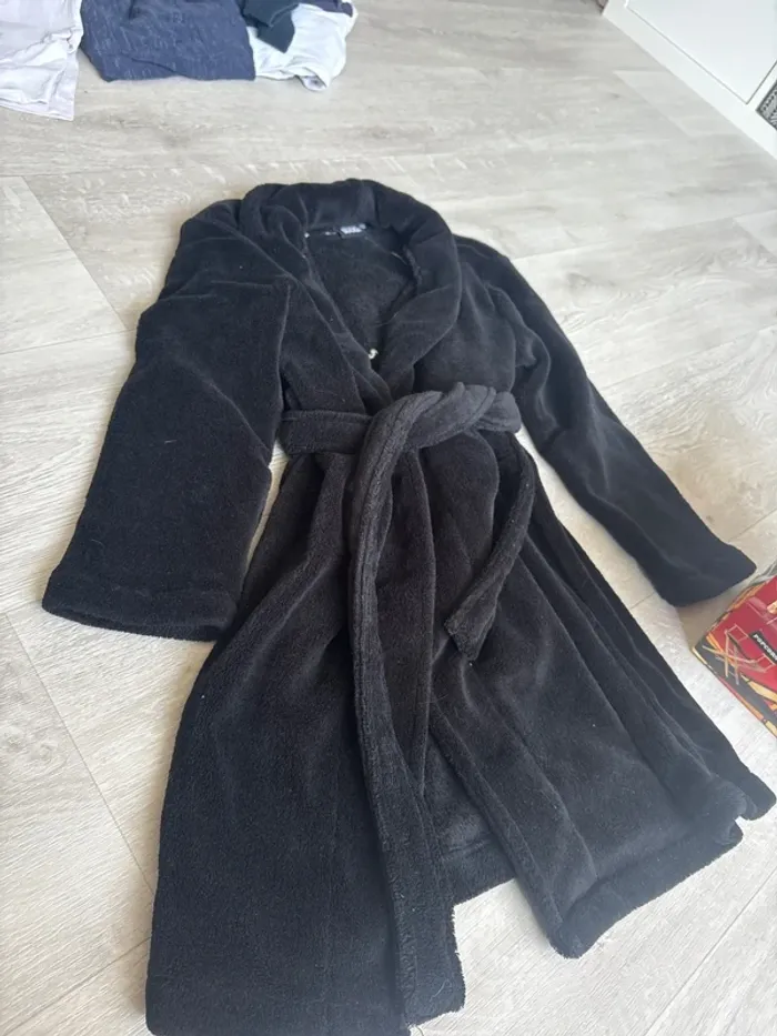 Peignoir star wars dark vador noir polaire robe de chambre 6-8 ans - photo numéro 2
