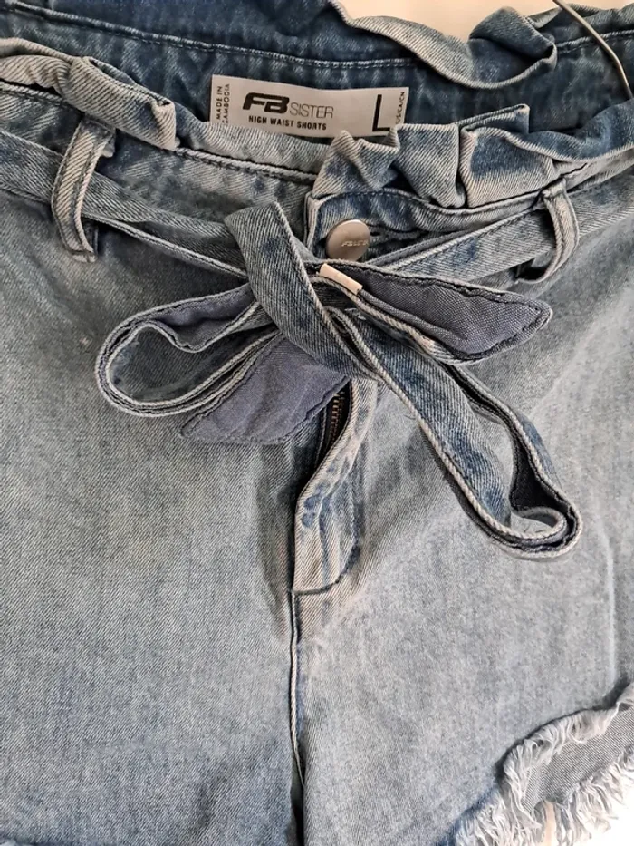 Short jean - photo numéro 2