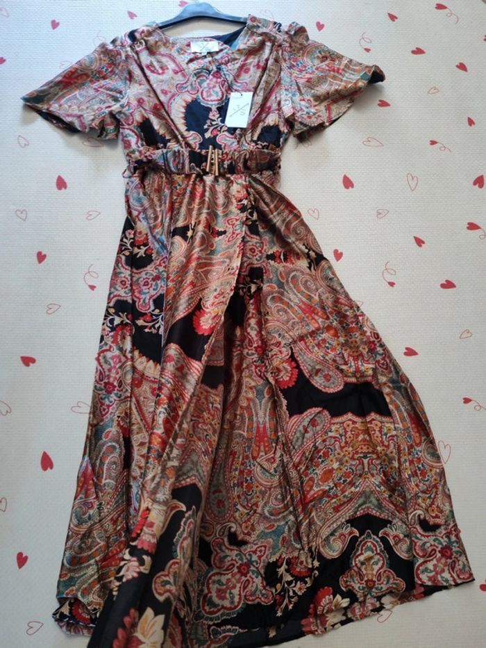Robe longue neuve taille M - photo numéro 6