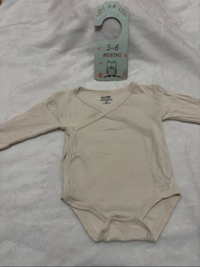 🤍Lot de deux body kiabi beige🤍 - photo numéro 2