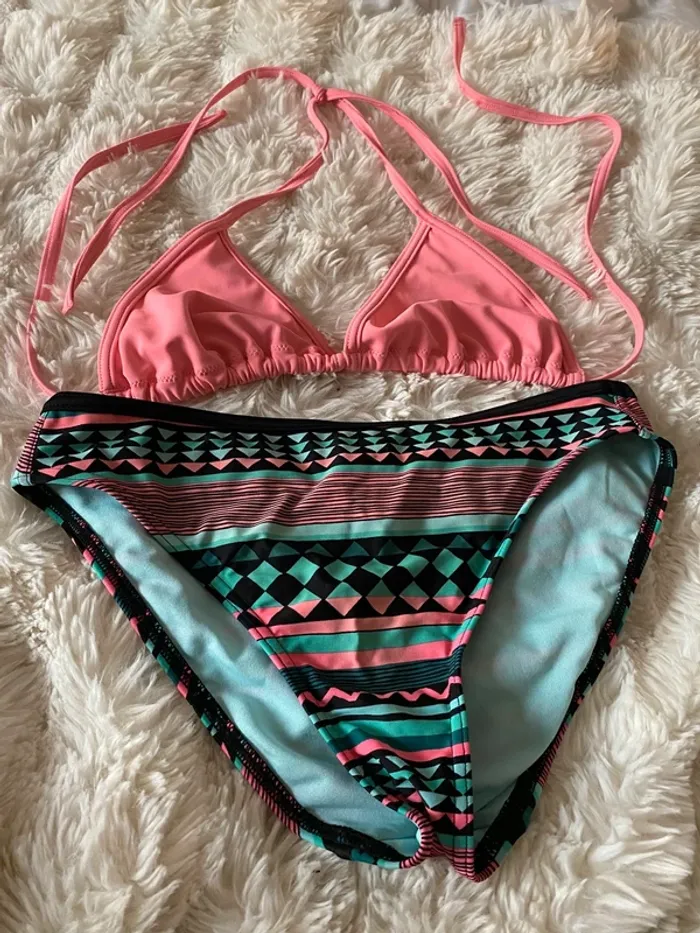 Maillot de bain coloré - photo numéro 2