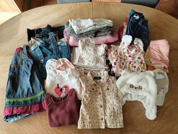Gros lot de 37 vêtements fille 12 mois, toutes marques