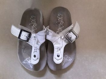 Entre-doigts ou nu-pieds fille RAMDAM en 24 TBE