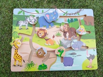Plateau de jeu en bois  animaux de la jungle, playtive, dès 1 an, numéro 2, motricité fine