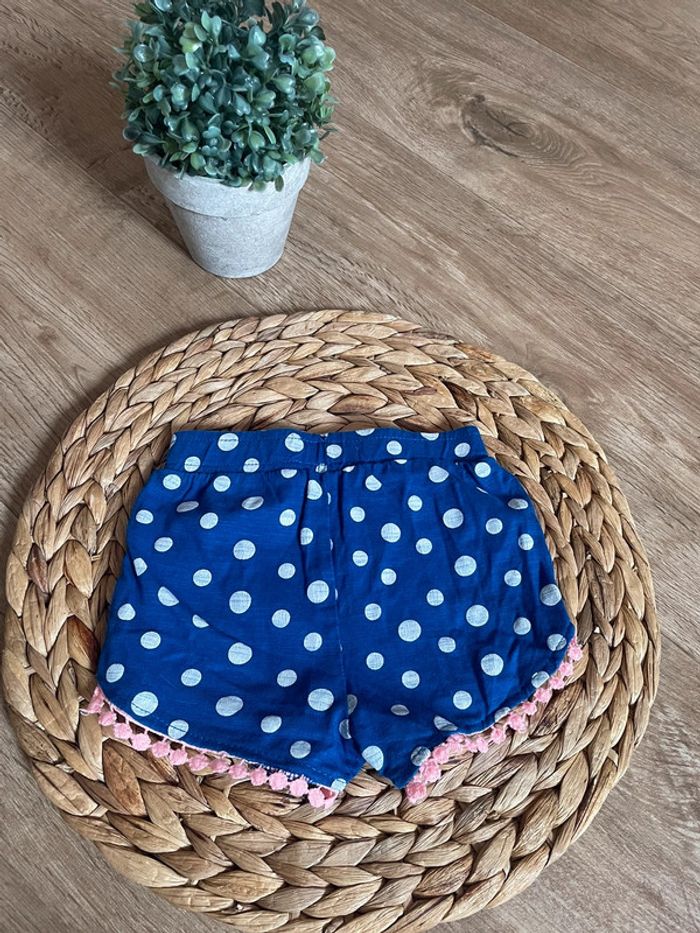 Short 6 mois - photo numéro 2