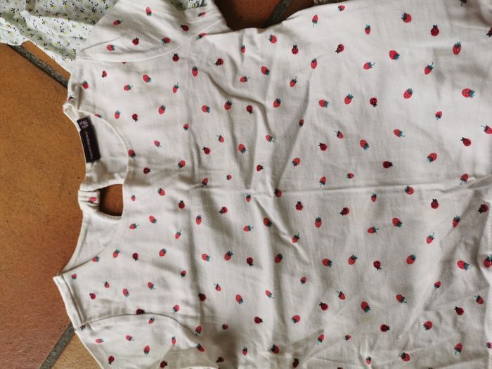 Lot de 4 tee shirt 5 ans - photo numéro 5