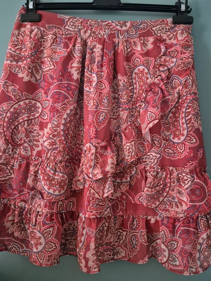 Jupe elastique terracotta avec motifs fleuris, taille 42, Molly bracken, neuve - photo numéro 4