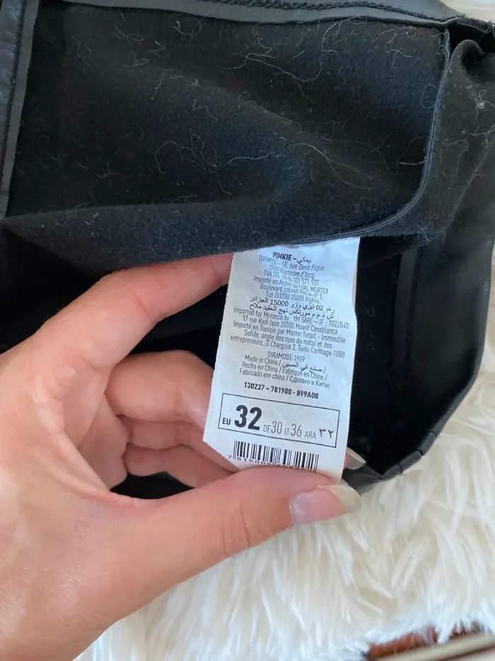Jolie robe noire en simili cuir Pimkie taille 32 - photo numéro 4