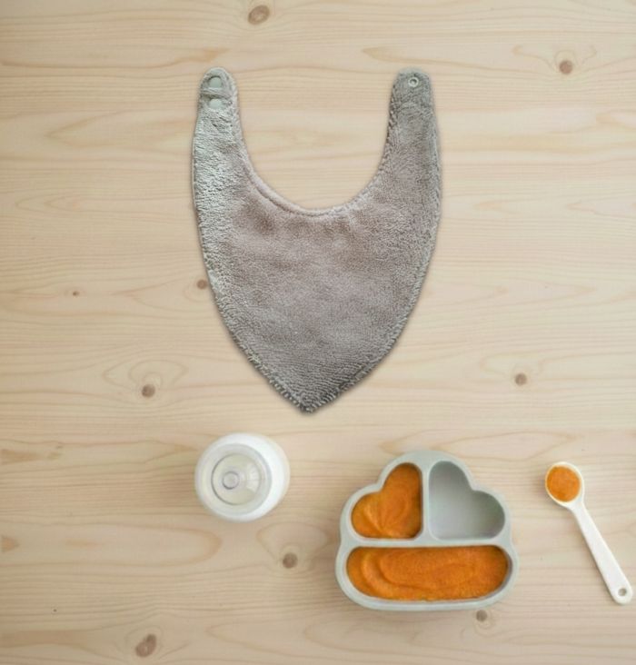 Bavoir bandana Naissance à 9 mois Création unique artisanale - photo numéro 3