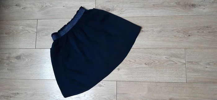 Jupe légère / fluide bleu marine 12 ans neuve jamais portée - photo numéro 2