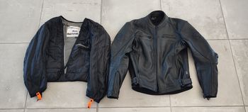 🏍️ Blouson de moto 100% cuir marque Bering vendu avec sa doublure thermique - homme, taille M - excellent état