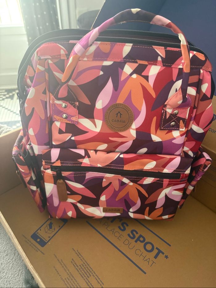 Sac à dos Cabaia et pochette téléphone Montreuil - photo numéro 3