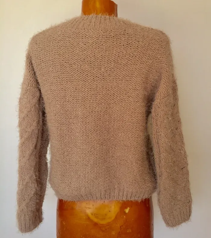 Pull en mailles « chenille » - photo numéro 2