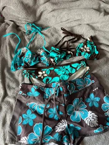 Lot de 2 maillot de bain deux pièce fleuri
