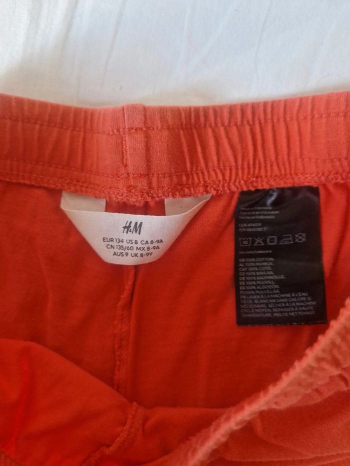 Short Orange H&M T.8/9ans - photo numéro 2