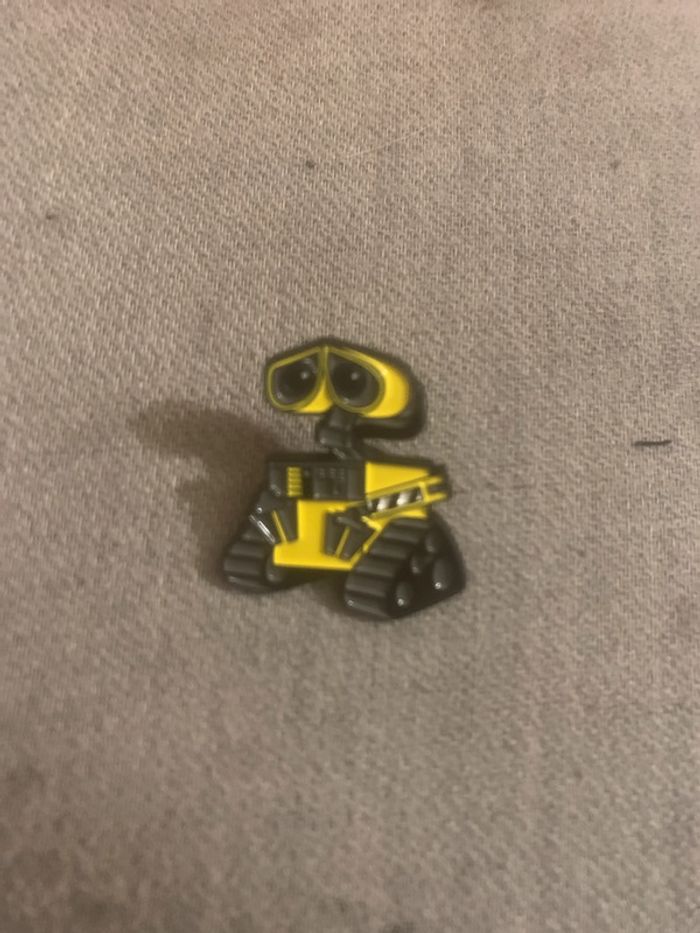 Pins wall-e