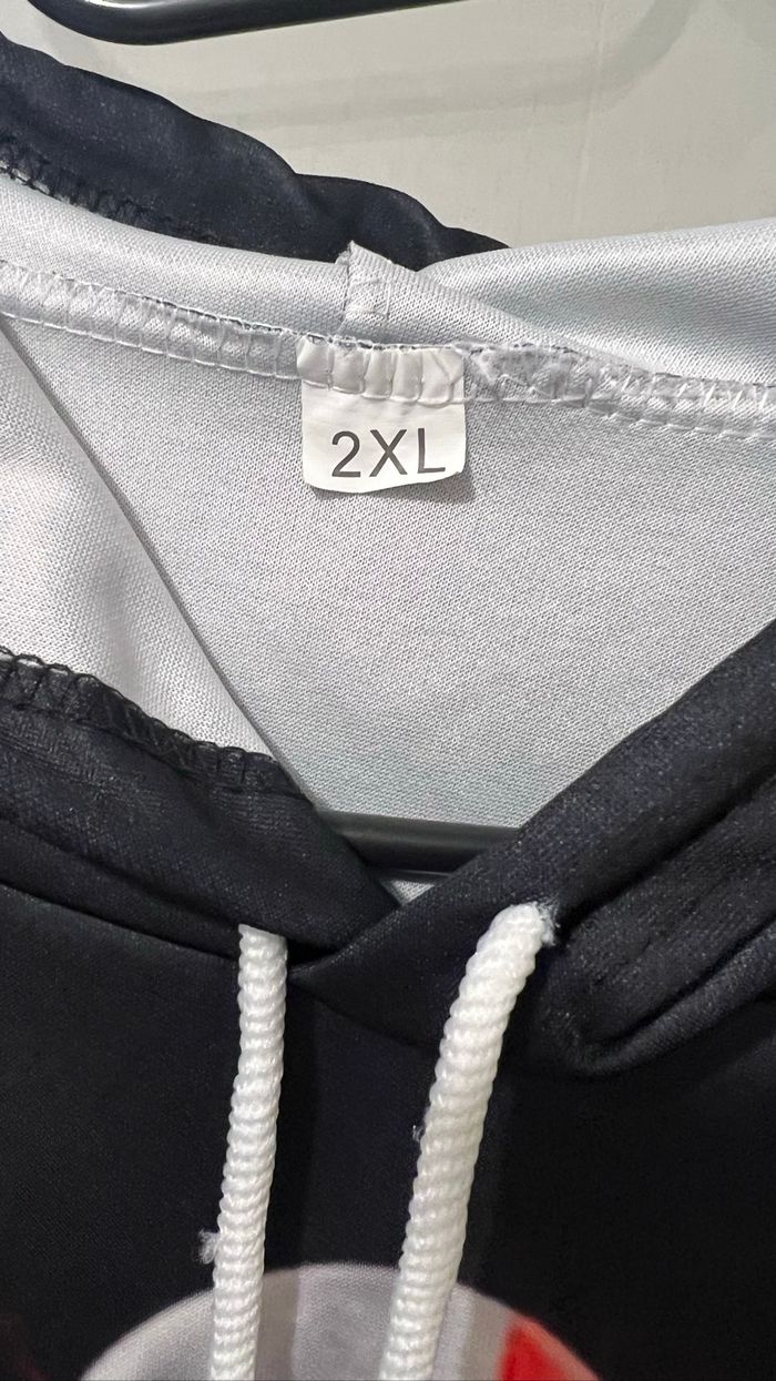 Sweat-shirt léger avec capuche - photo numéro 4