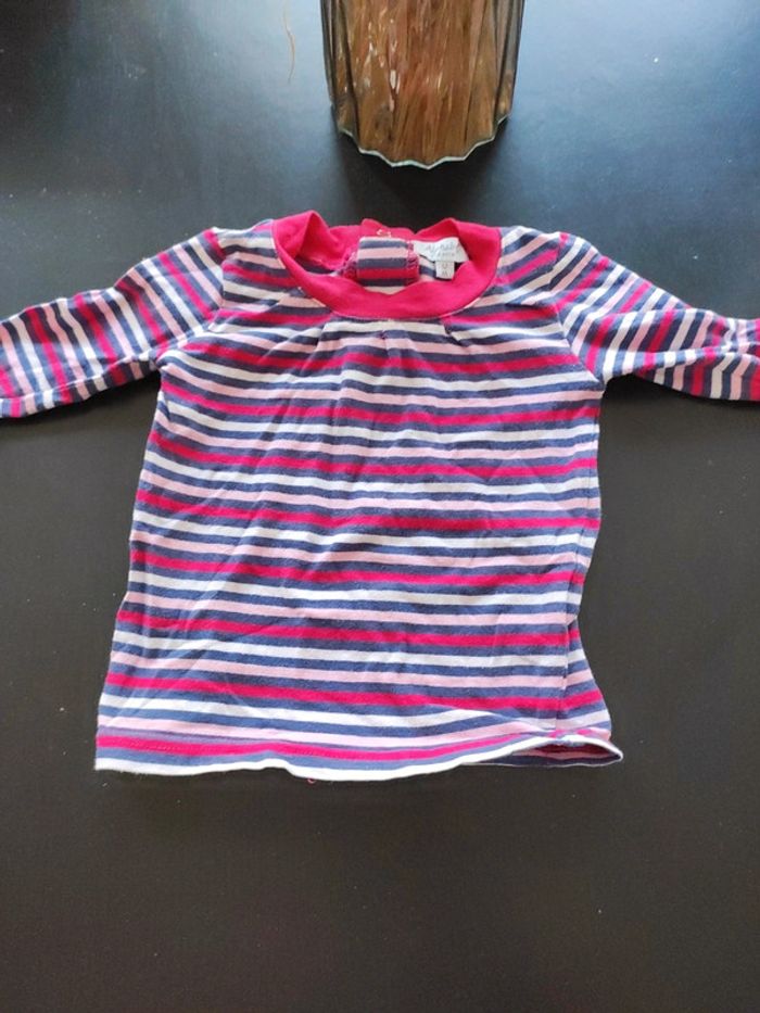 3 hauts - photo numéro 4