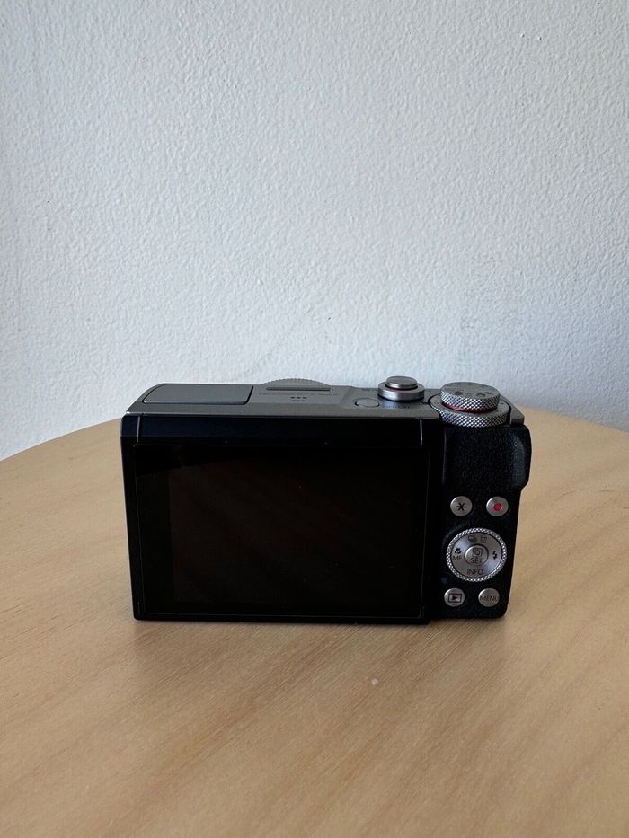 ppareil photo compact Canon Powershot G7 X Mark III - photo numéro 5