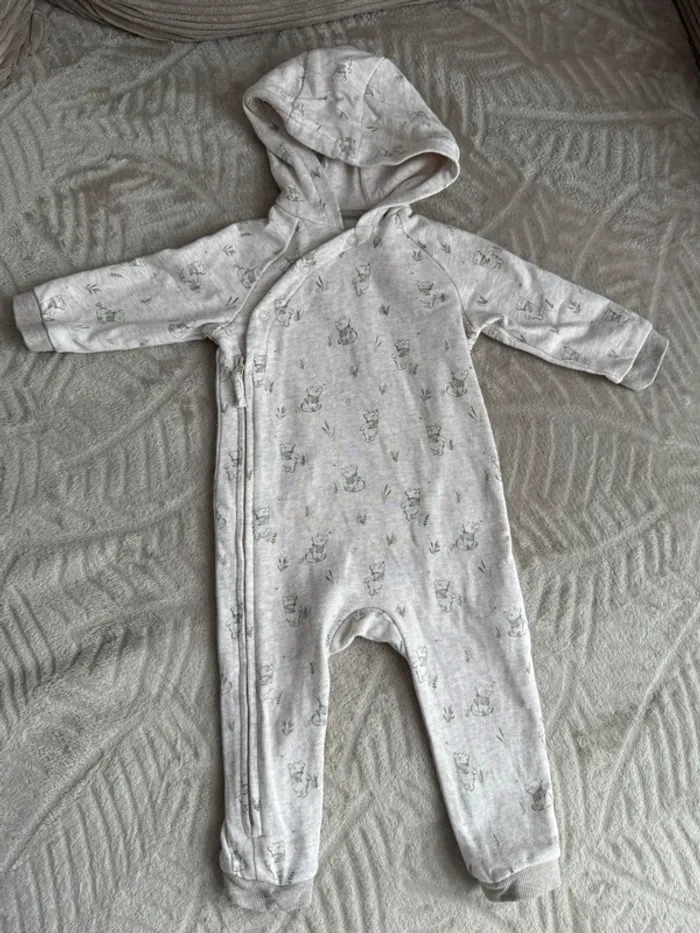 Combinaison Winnie l’ourson Disney