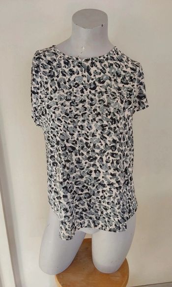 Haut blouse fluide viscose imprimé gris noir blanc H&M  T 38