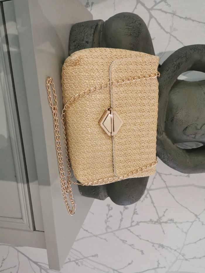 Sac en paille en bandoulière femme tendance - photo numéro 2