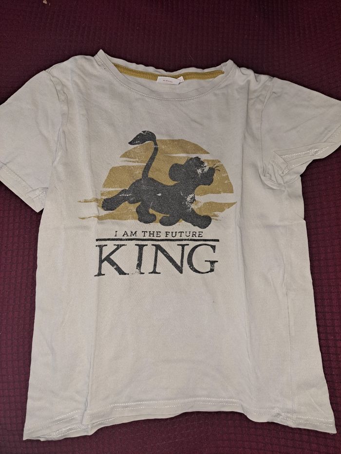Tee-shirt "le roi lion"