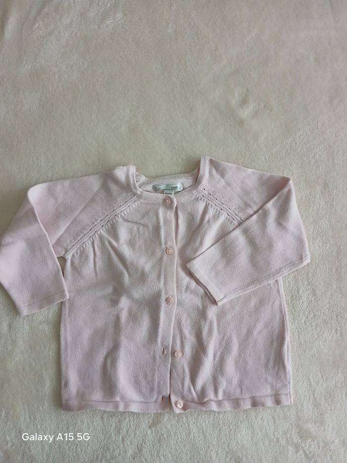 Lot de gilet tres bon état 24 mois fille - photo numéro 3