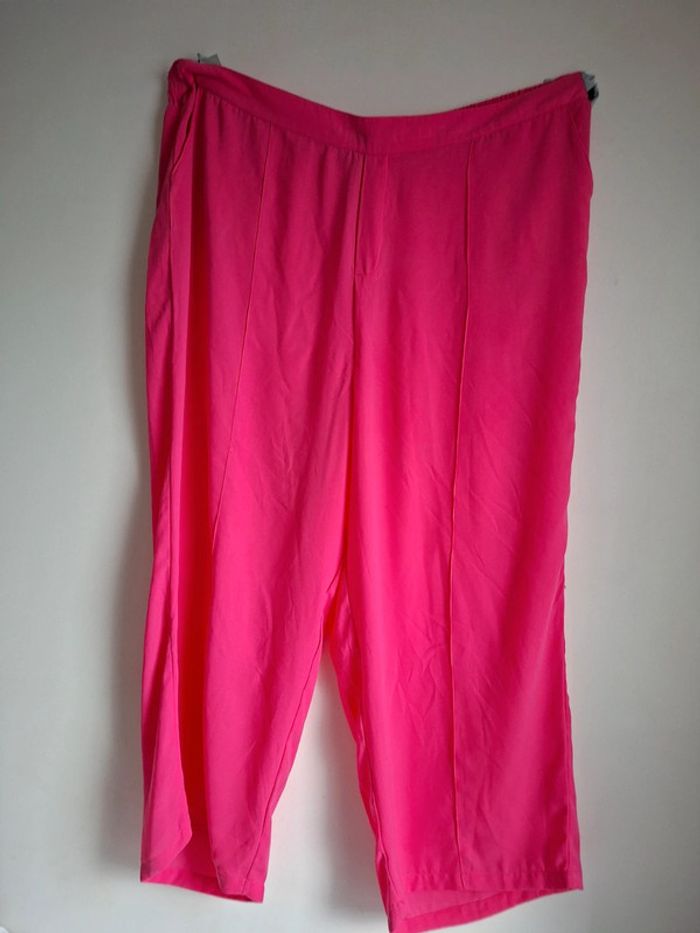 Pantalon fluide rose fuchsia  - KIABI - Taille 4XL (58/60) - Neuf - Grande taille