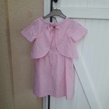 Robe fille primark taille 6/7 ans 122cms