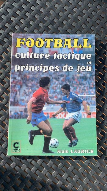 Football culture tactique et principe de jeu