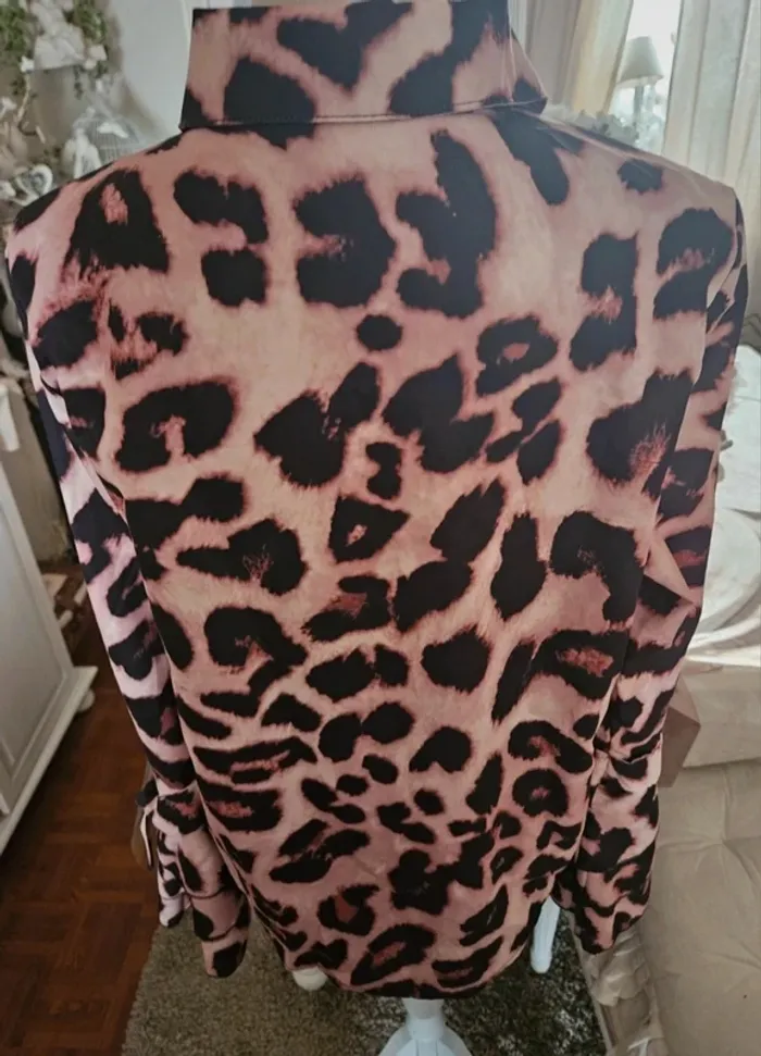 Chemise léopard manches volantées avec cordon Taille L Neuve - photo numéro 4