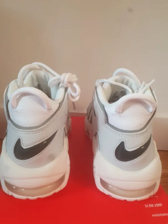 Nike Air Uptempo (36.5) - photo numéro 4