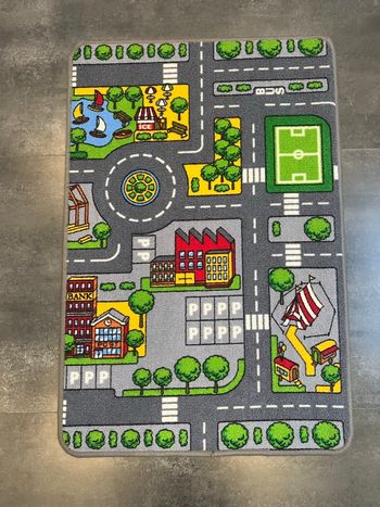 Tapis de jeu enfant très bon état 