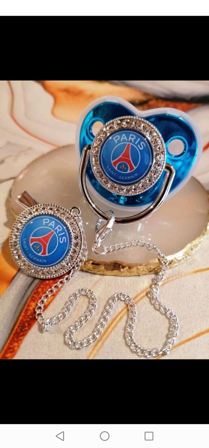 Tétine bleu paris saint Germain - photo numéro 2