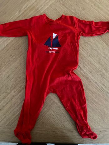 Lot pyjama Petit Bateau 12 mois