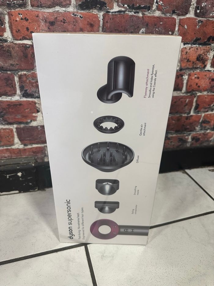 Dyson supersonic neuf sous blister - photo numéro 4