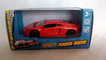 Voiture lamborghini aventator LP 700-4 orangé friction ECHELLE 1/38 maisto