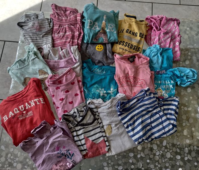 Lot vêtements 6 ans