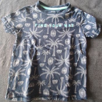 Tee shirt Kiabi taille 6ans