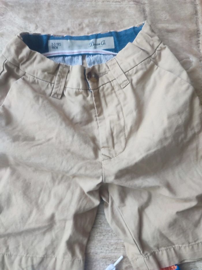 Lot shorts garçon taille 2/3 ans - photo numéro 2