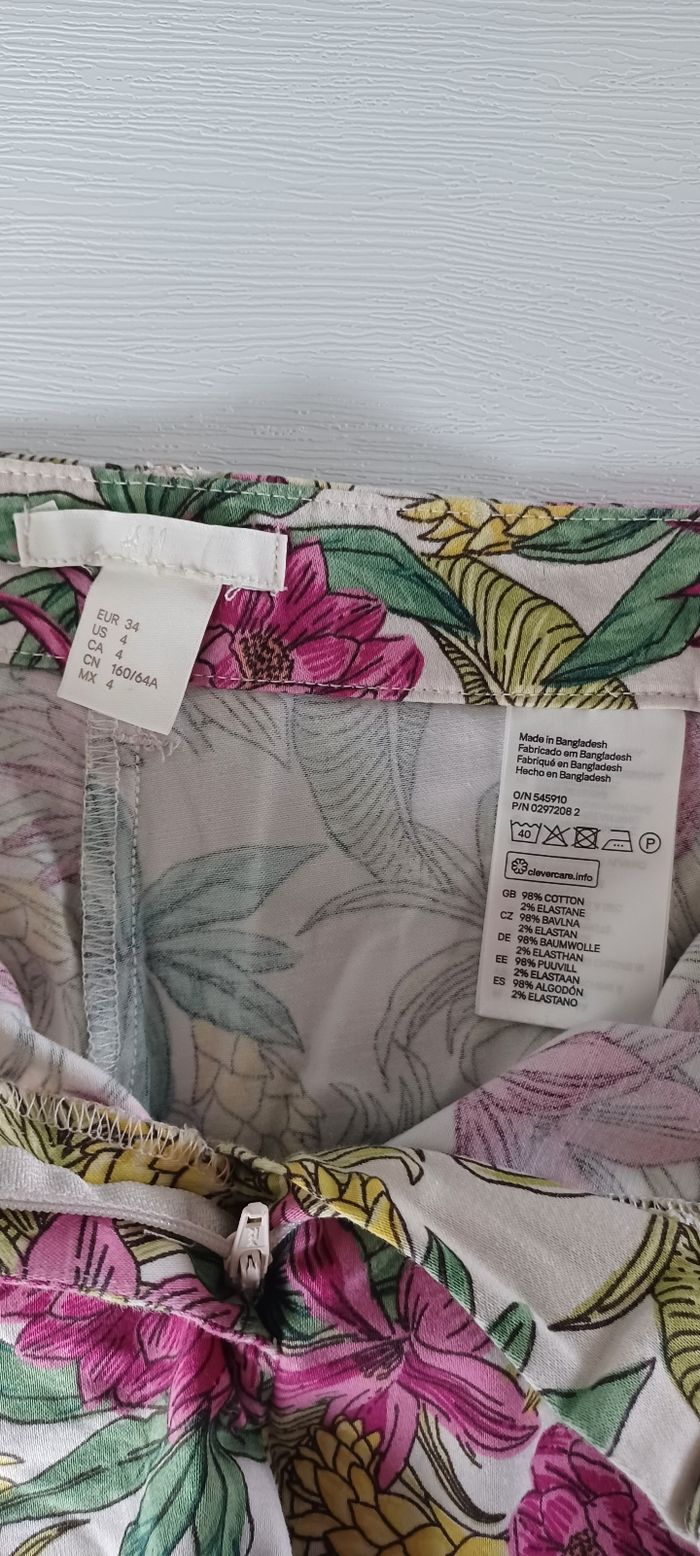 Short femme taille xs H&M - photo numéro 4