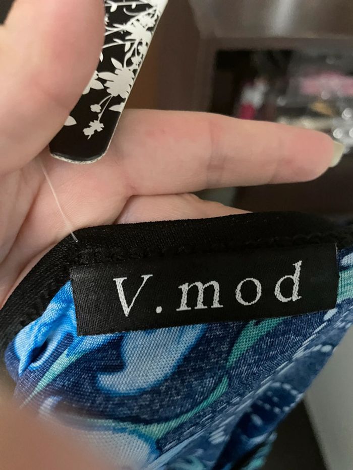 T-shirt à fleurs V. Mod TS - photo numéro 3